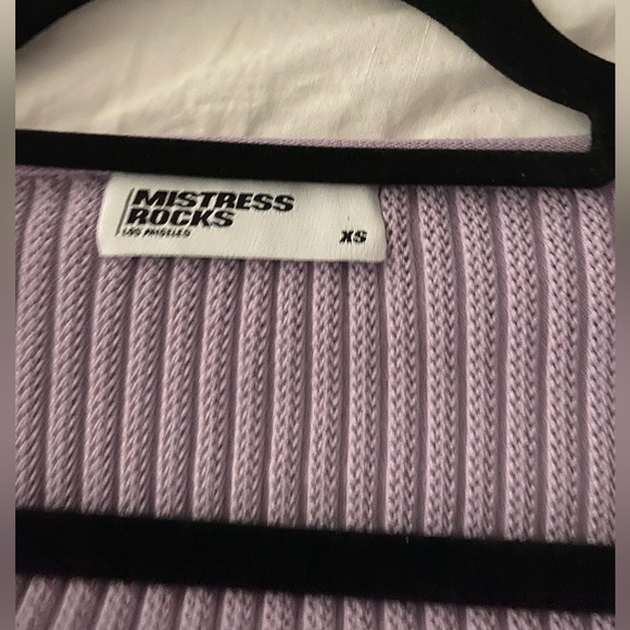 Mistress rocks purple ribbed “tenderness” top - Picture 6 of 6